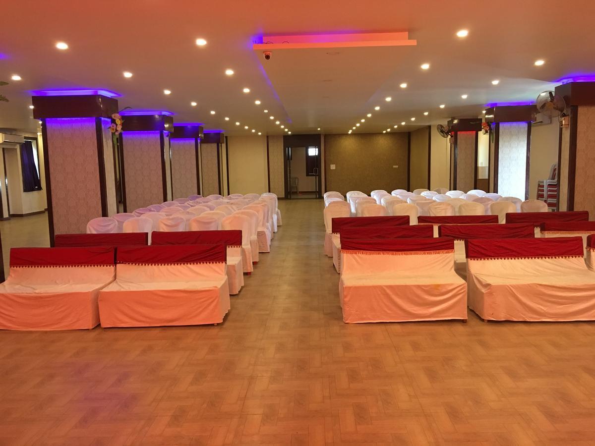 Kailash Presidency Hotel Bhopal Exterior photo