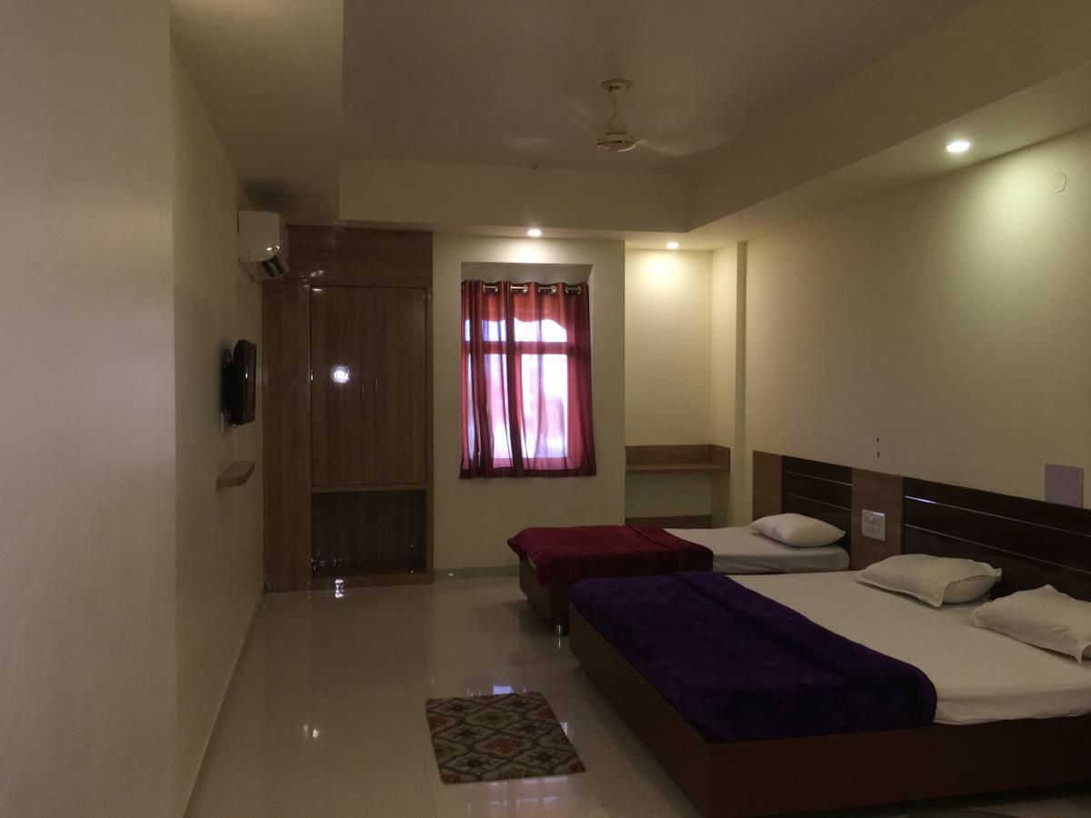 Kailash Presidency Hotel Bhopal Exterior photo